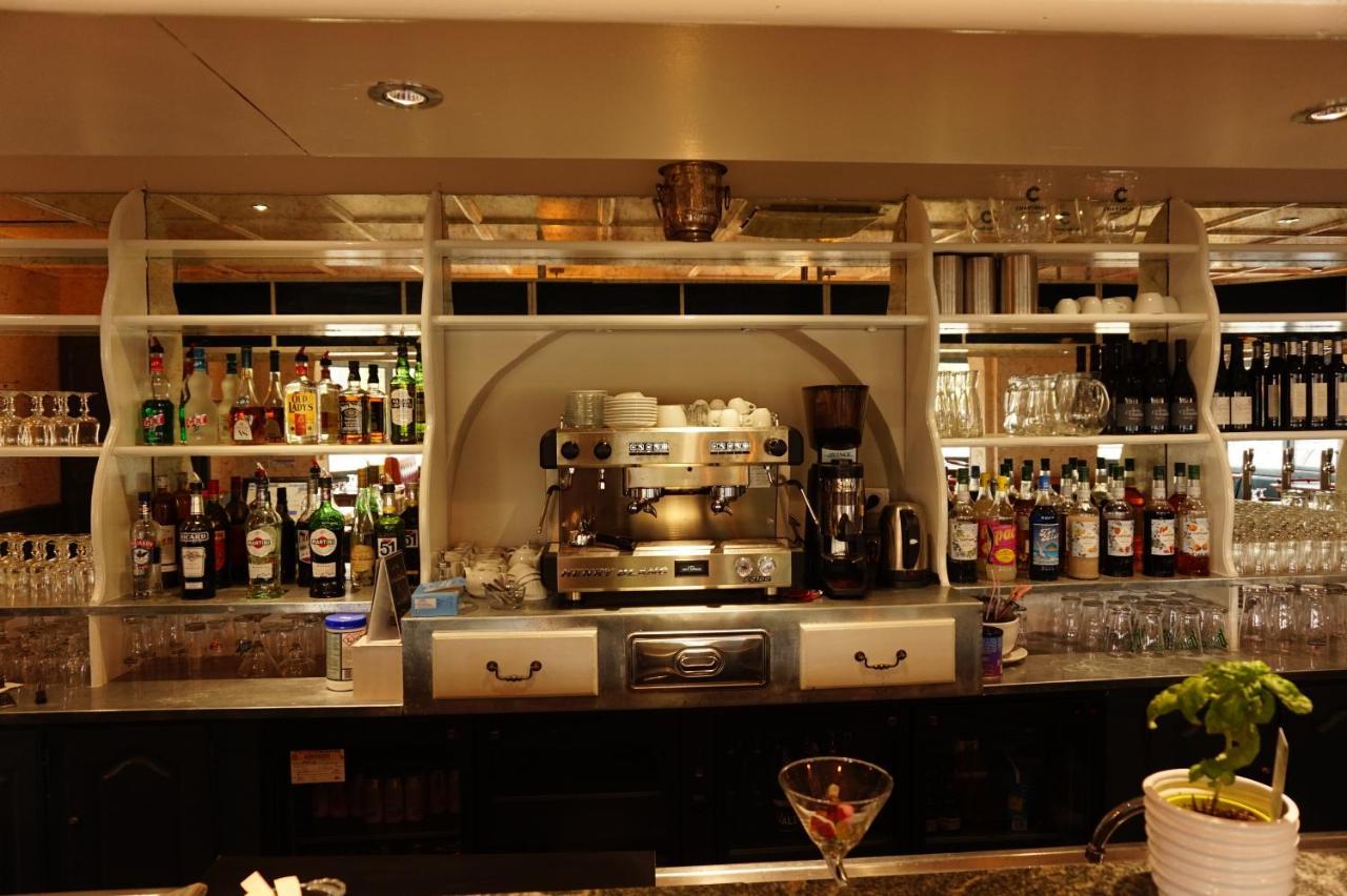 Le Bistrot D'Orange Hotell Orange  Exteriör bild